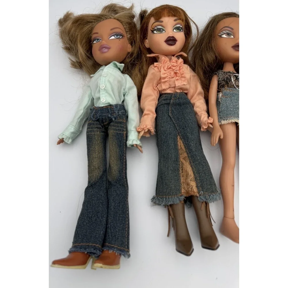 Lot Of 6 MGA Bratz Dolls Vintage‎ Y2K